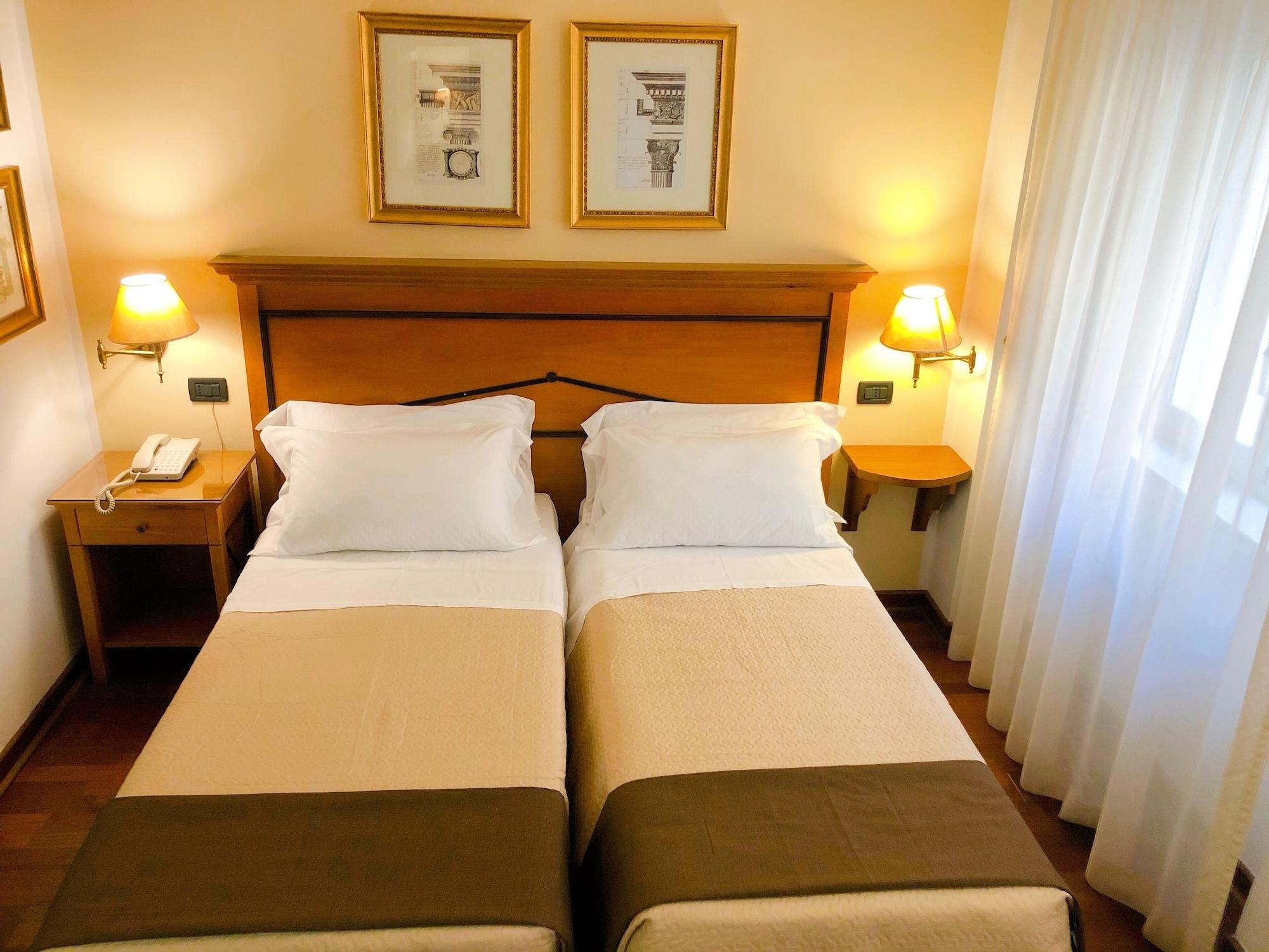 Florio Opera Hotel 3*